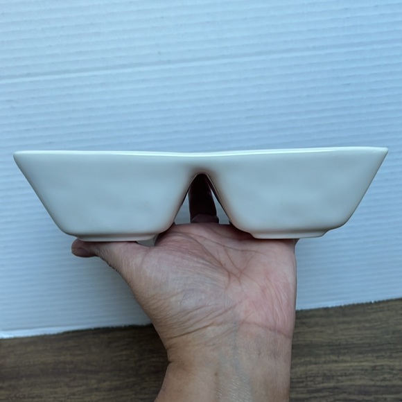 Rae Dunn Desk Organizer Notebook and Note Divided Dish White Dimples - Picture 7 of 15